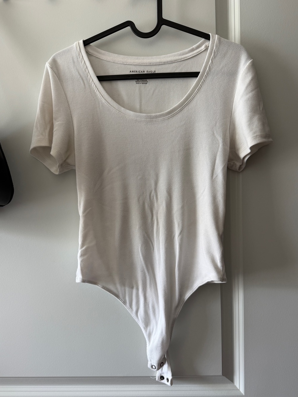 American Eagle Outfitters White Ribbed Scoop Neck Bodysuit - Short Sleeve